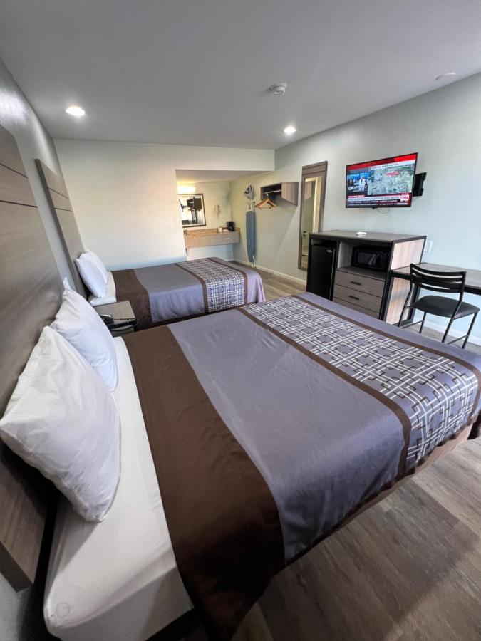 Continental Inn And Suites Nacogdoches Tx Sfa University Downtown מראה חיצוני תמונה