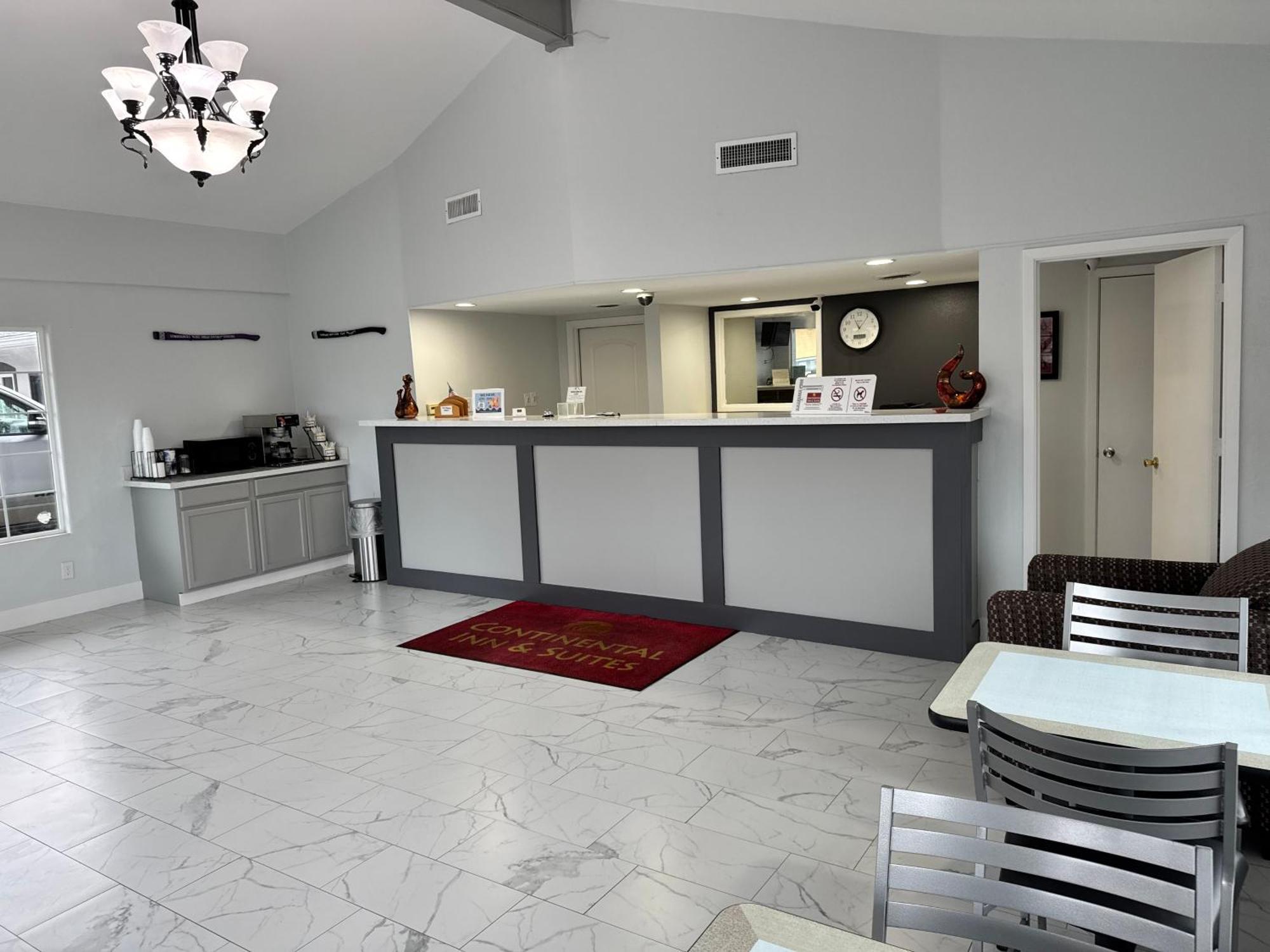 Continental Inn And Suites Nacogdoches Tx Sfa University Downtown מראה חיצוני תמונה