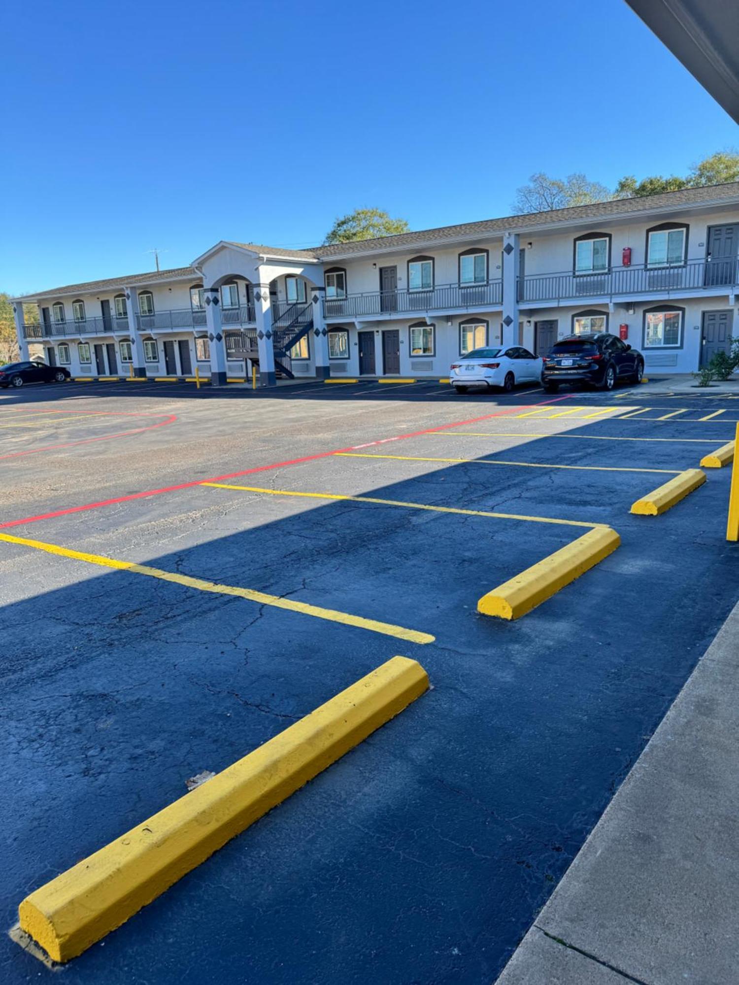 Continental Inn And Suites Nacogdoches Tx Sfa University Downtown מראה חיצוני תמונה